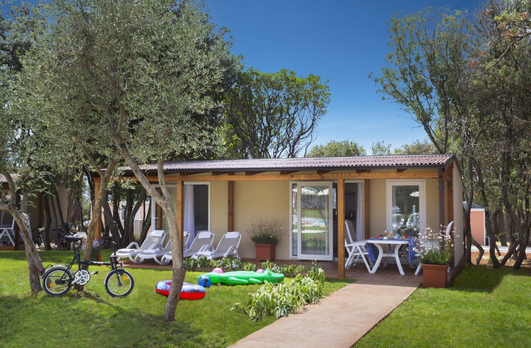 Casa mobile STANDARD WITH SHARED POOL