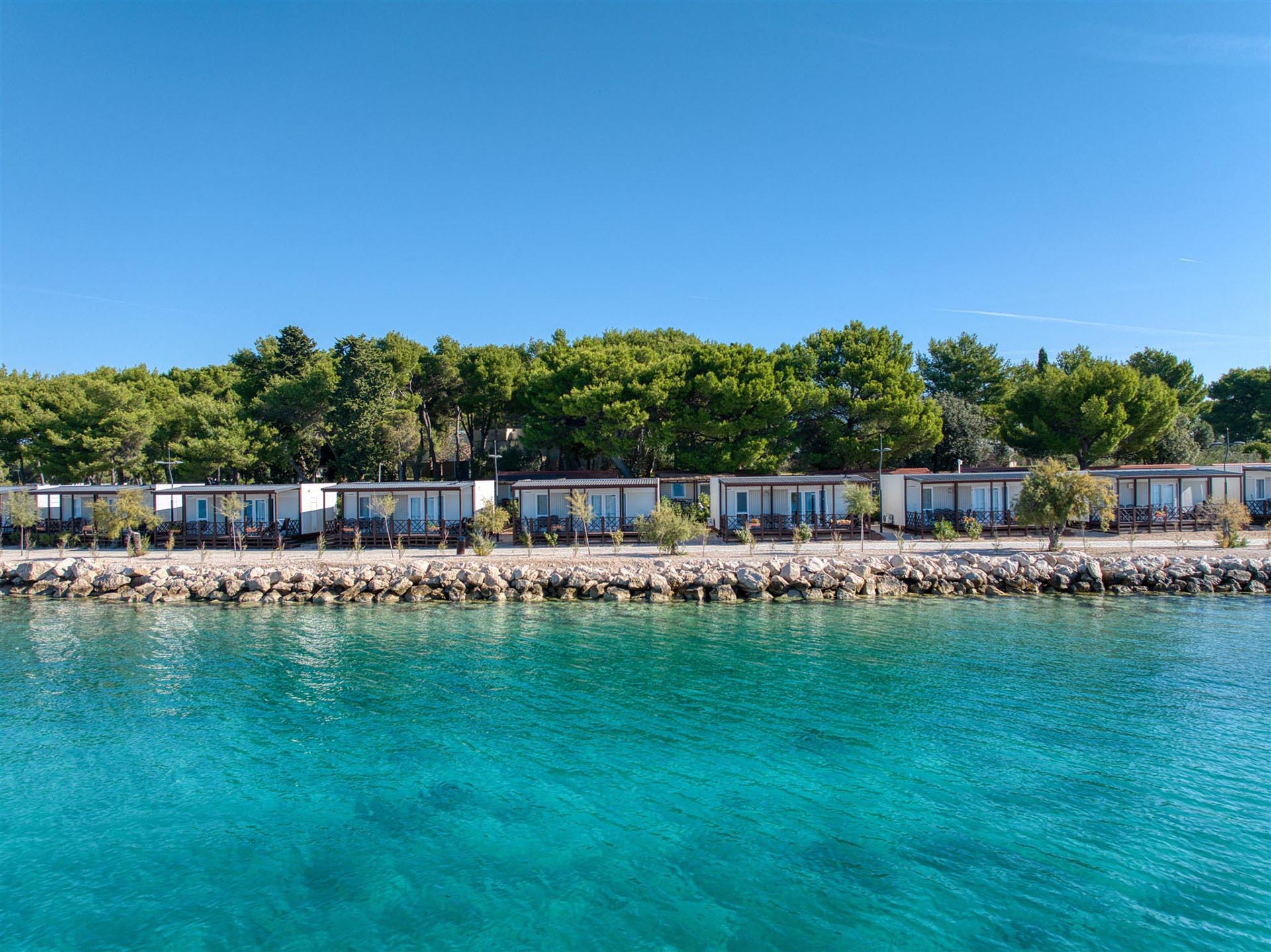 Premium beach mobile home 4+1- directly by the sea