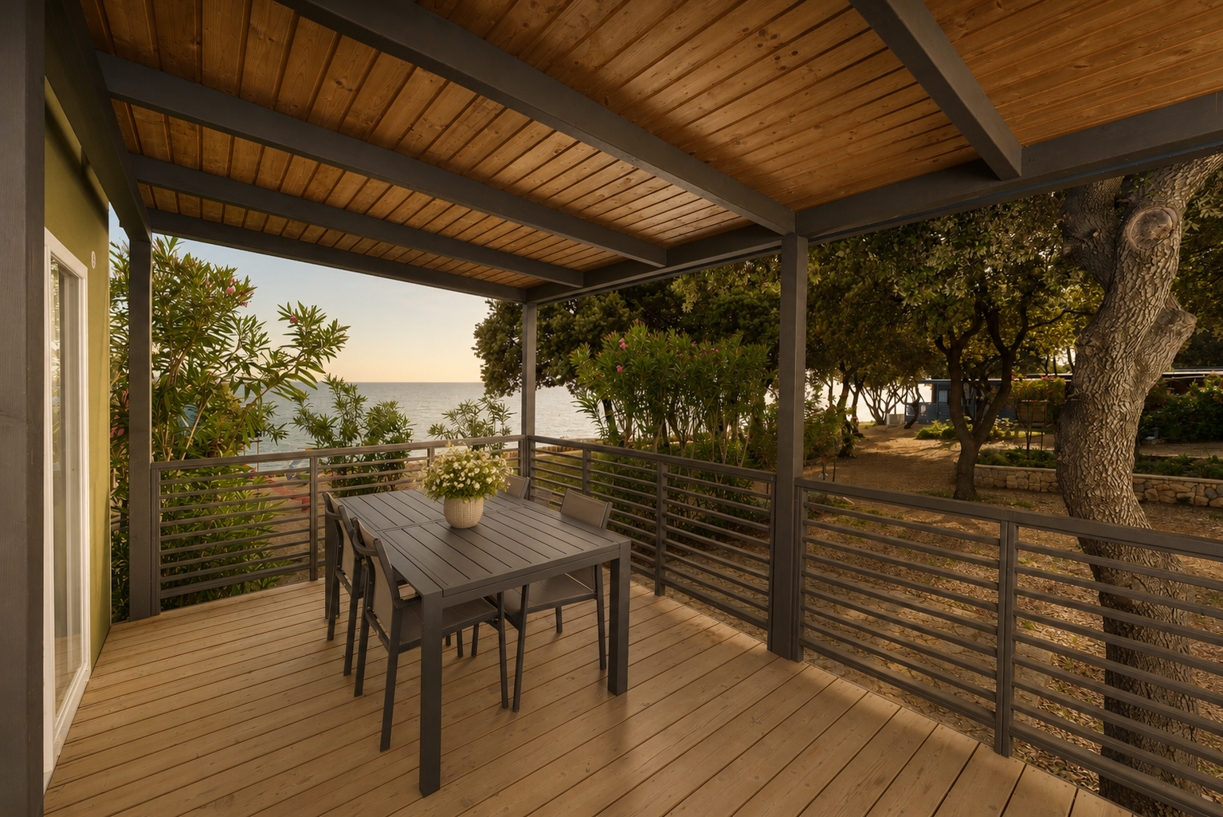 PREMIUM SUPERIOR -1. ROW BY THE SEA