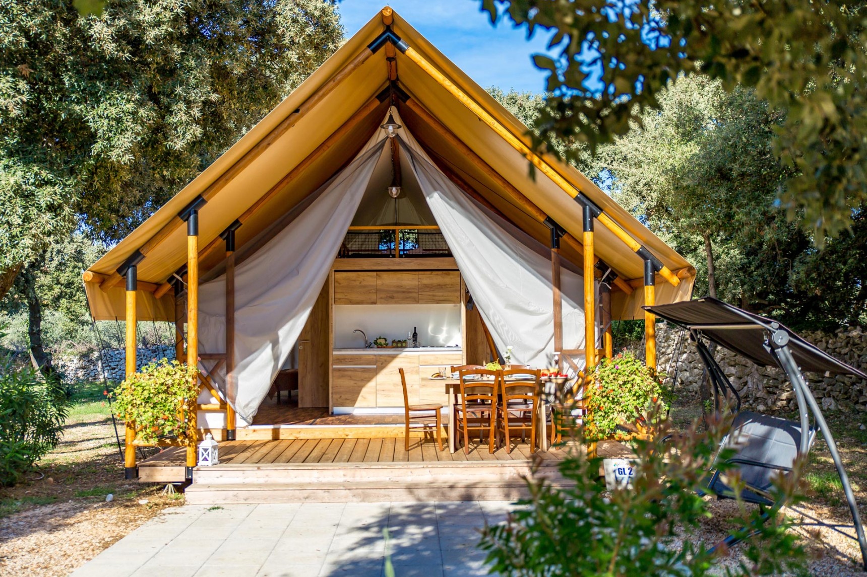 Glamping tent L