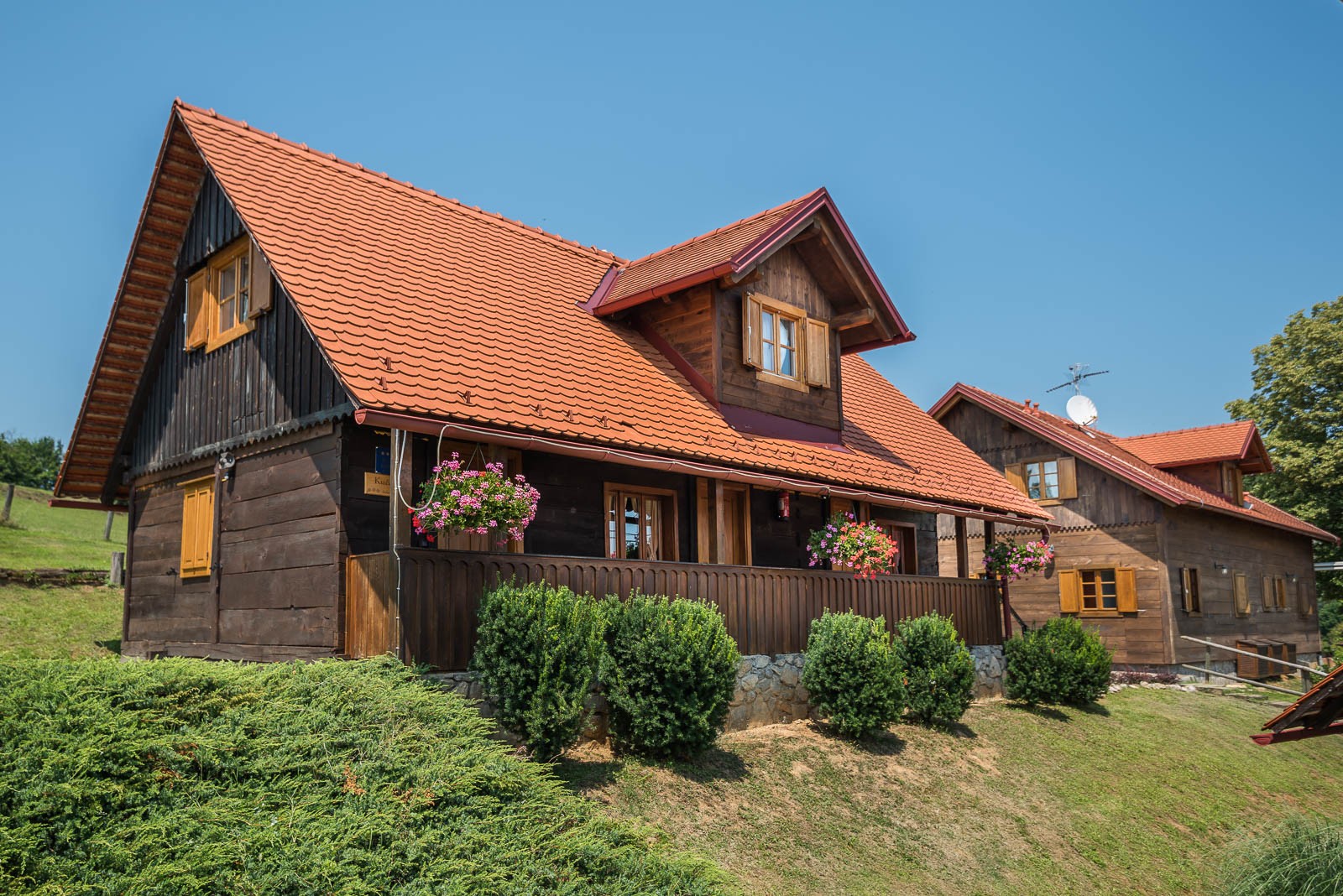Appartement, vue sur le jardin et terrasse