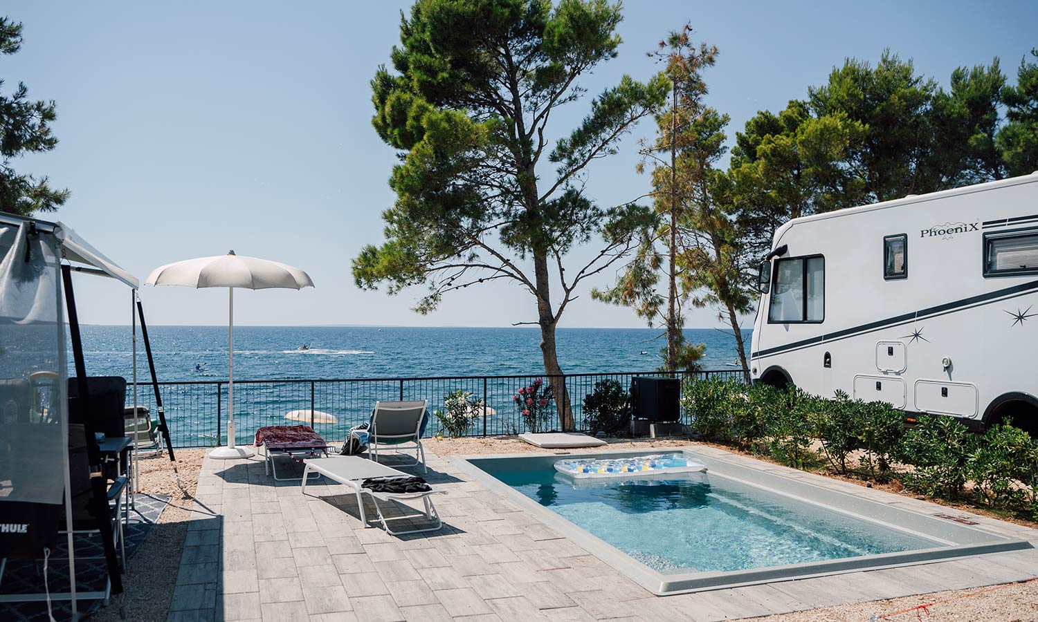 Parzelle Avalona Mega Luxury Mare mit privatem Pool