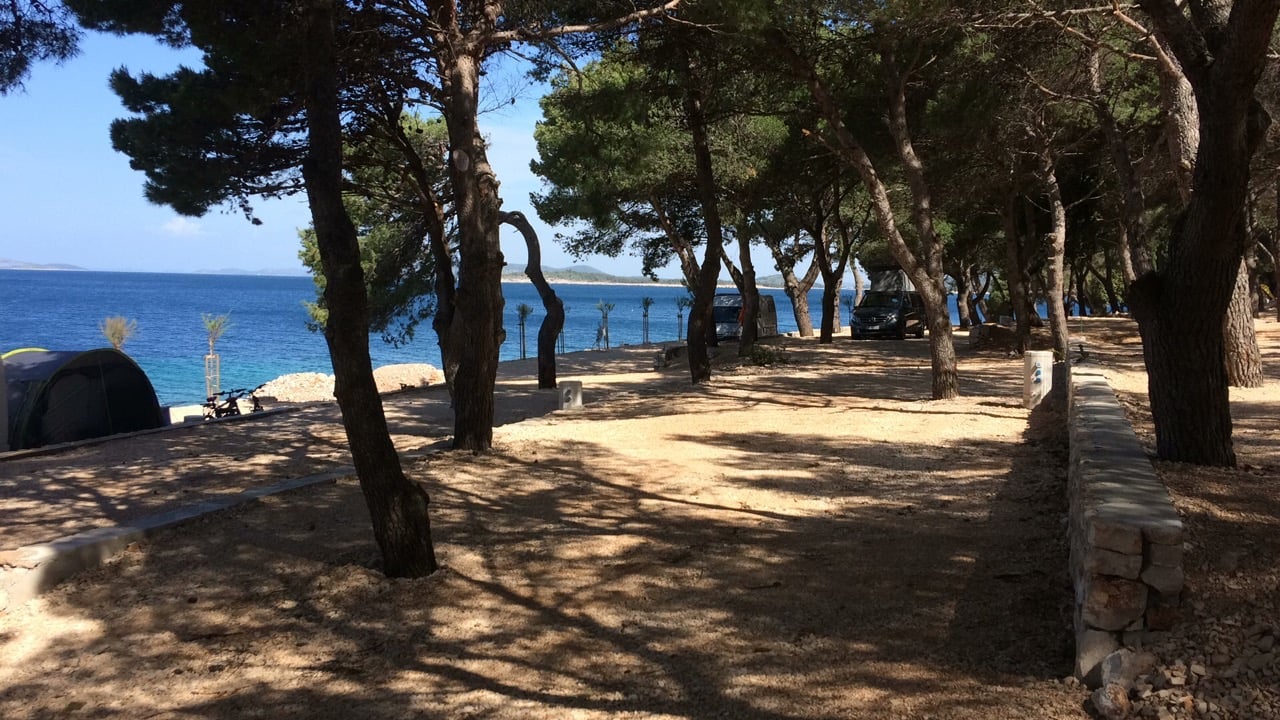 Premium Pitches, Seafront