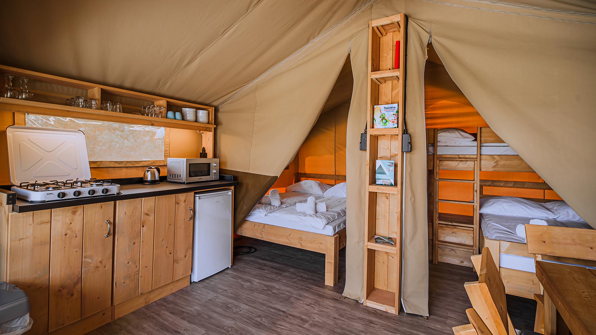 Kalahari Tent Terme Tuhelj | ANWB Camping