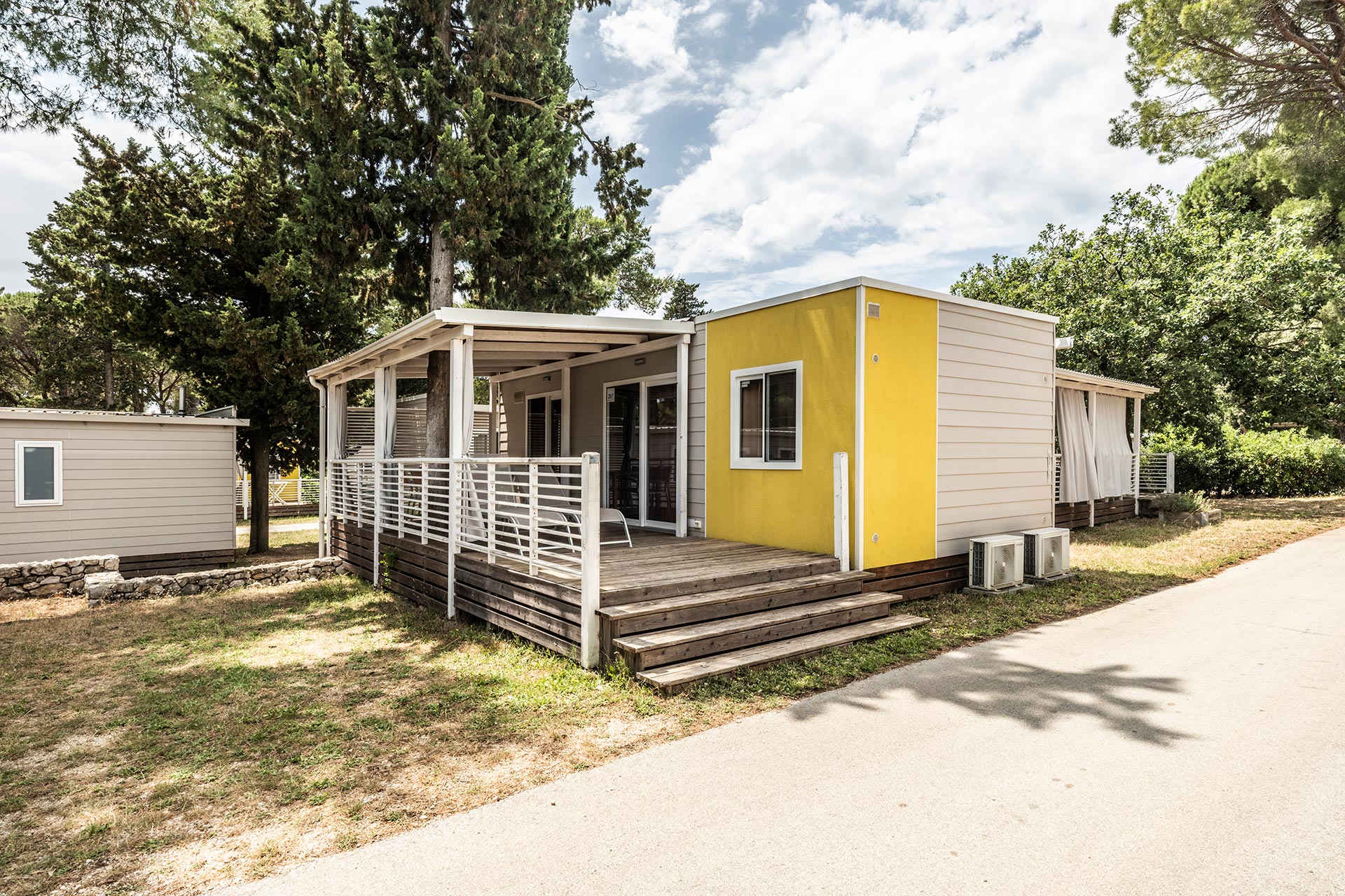 Premium Drei-Zimmer-Camping Home 6+1