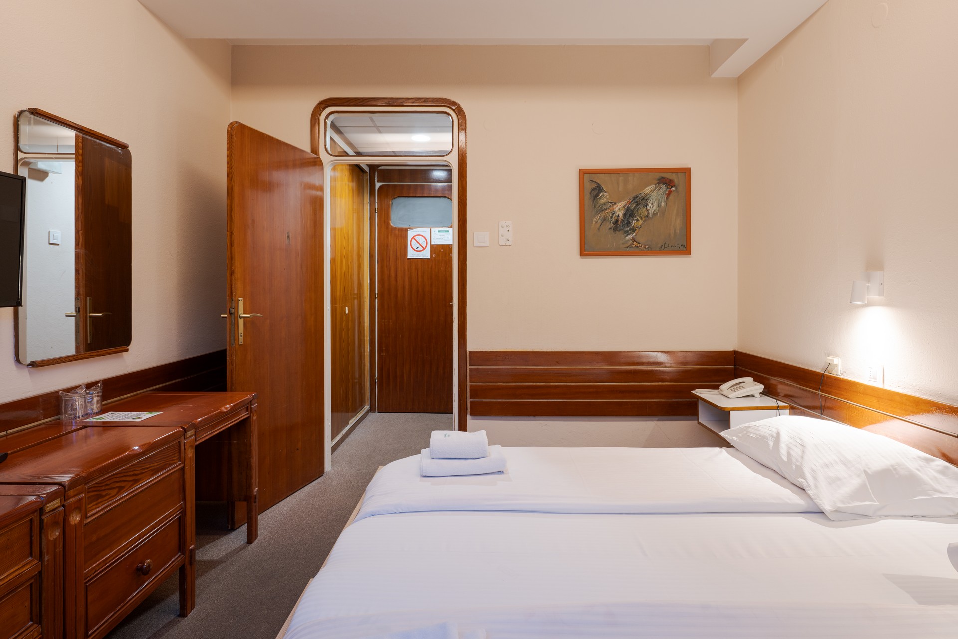 Economic Double Room with View