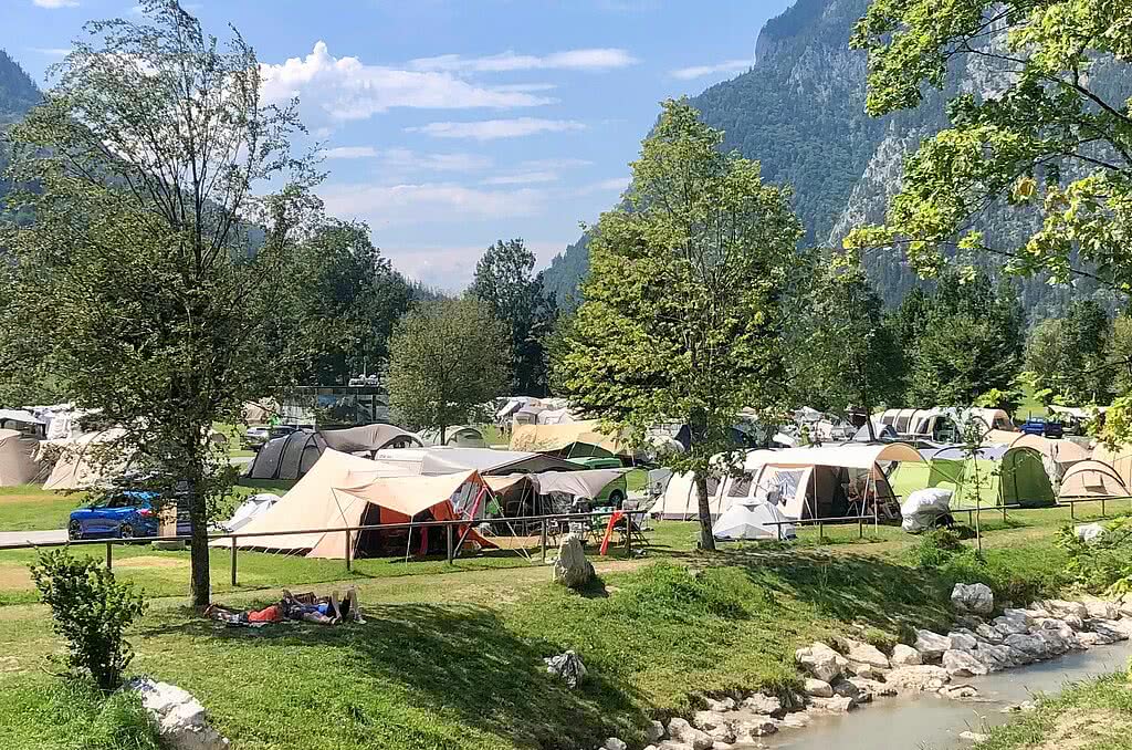 Tentground XL incl. one car or two motorcycles